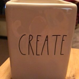 Rae Dunn reserved for raehoneydunn